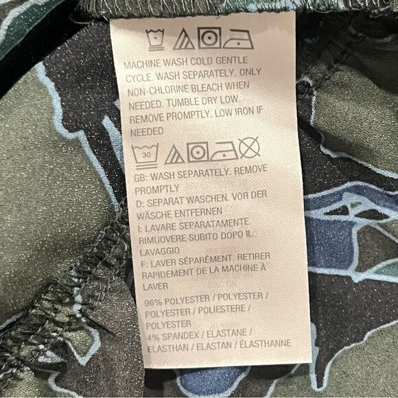 LOGO by Lori Goldstein Stretch Woven Button Front Blouse Green Stencil Small - Picture 8 of 9